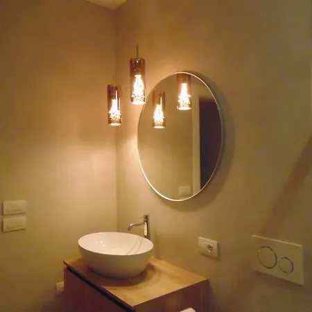 El Zhigol Couette-café 4*