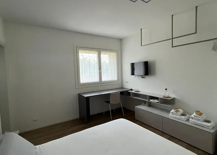 El Zhigol Bed & Breakfast 4*